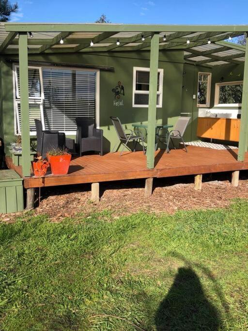 Fantail At Bluestone Retreat Villa Leeston Exterior photo