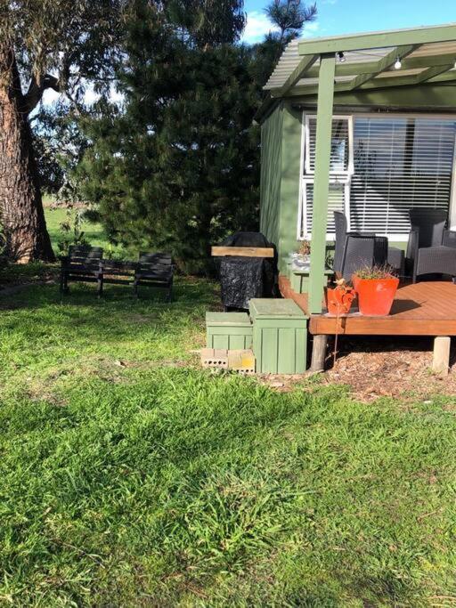 Fantail At Bluestone Retreat Villa Leeston Exterior photo